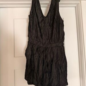 Cupshe Black Sleeveless Romper